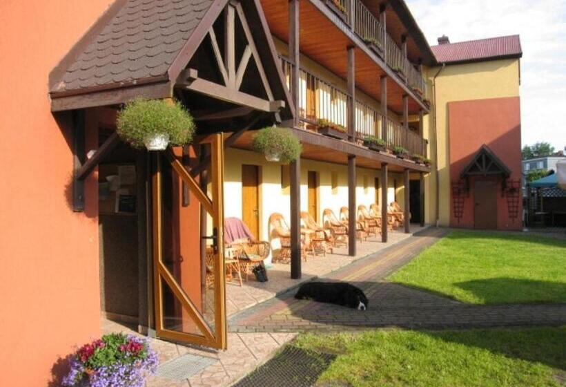 住宿加早餐  Dom Wczasowy Dorja