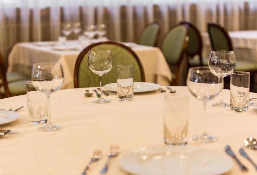 تختخواب و صبحانه Kompleks Restauracyjno Noclegowy Rubikon