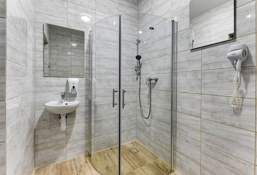 민박 Mile Gdansk Airport & Parking Długoterminowy