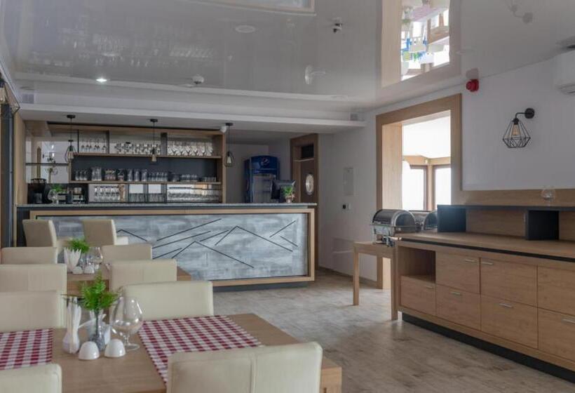 مبيت وإفطار Przystanek Alaska