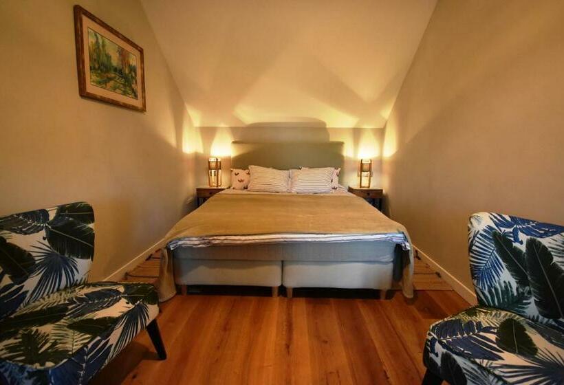 Bed and Breakfast Stoczek 1929