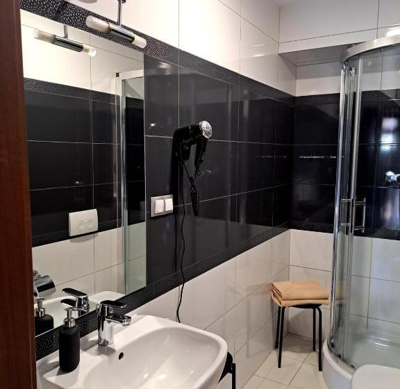 تختخواب و صبحانه Willa Celina