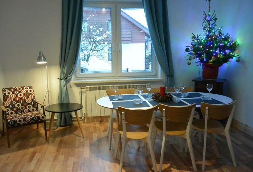 Bed and Breakfast Willa Skalite