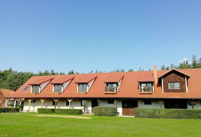 Bed and Breakfast Zajazd Tusinek Grzegorz Winiarek