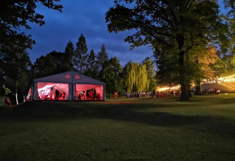 ホテル Dwór Sieraków