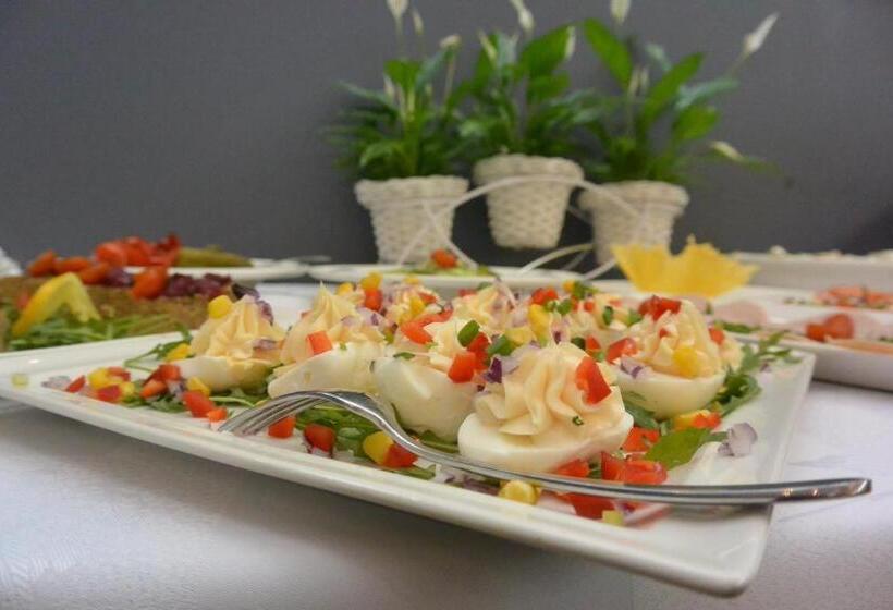 בית מלון כפרי Eden