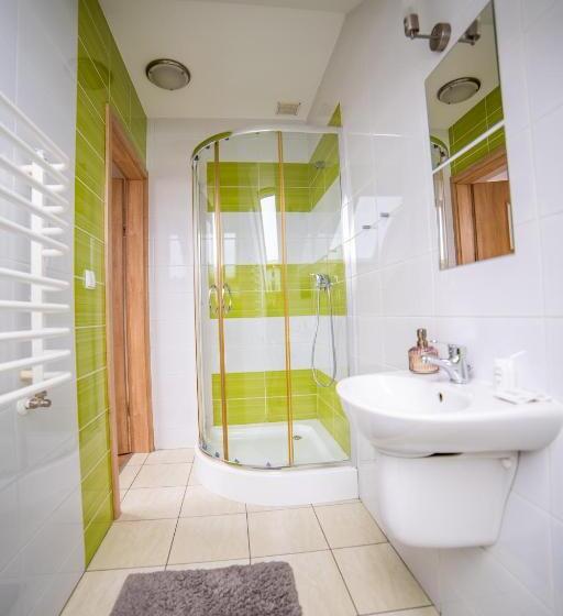 Отель Gościniec Pod Lilijką