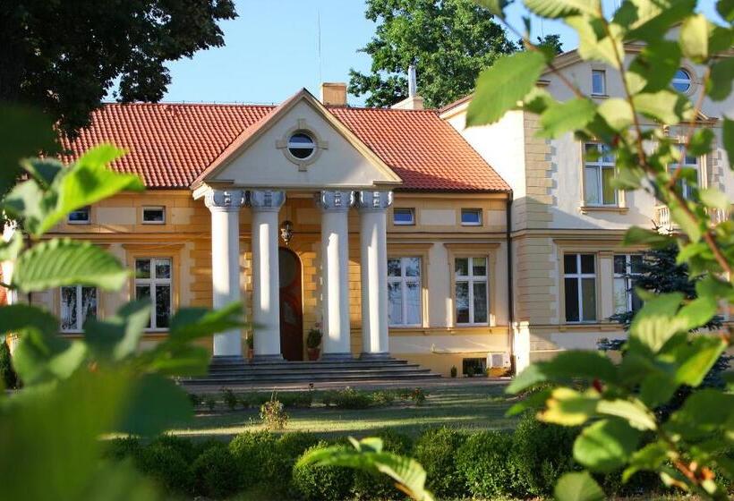 ホテル Pałac Piorunów & Spa