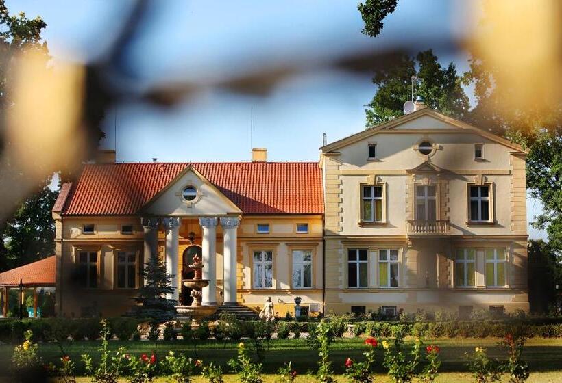ホテル Pałac Piorunów & Spa