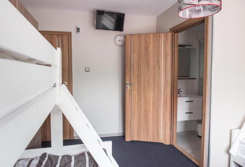 ペンション B&m Guesthouse