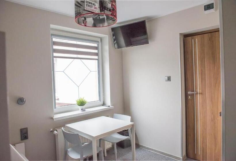 ペンション B&m Guesthouse