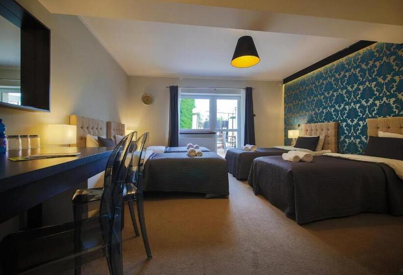 ペンション B&m Guesthouse