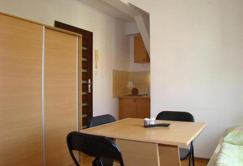 פנסיון Noclegi Marek I Karolina