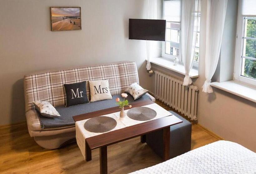 پانسیون Willa Aksamit