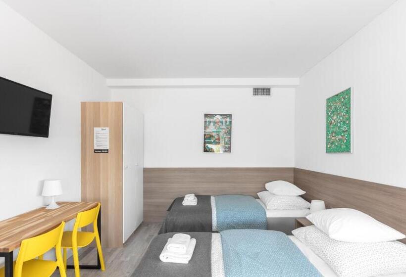 هاستل B&b Sport Rooms