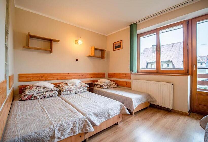 הוסטל Dom Wczasowy Stanislawa