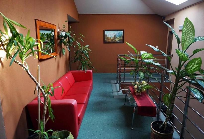 הוסטל Pod Szczęśliwą Gwiazdą