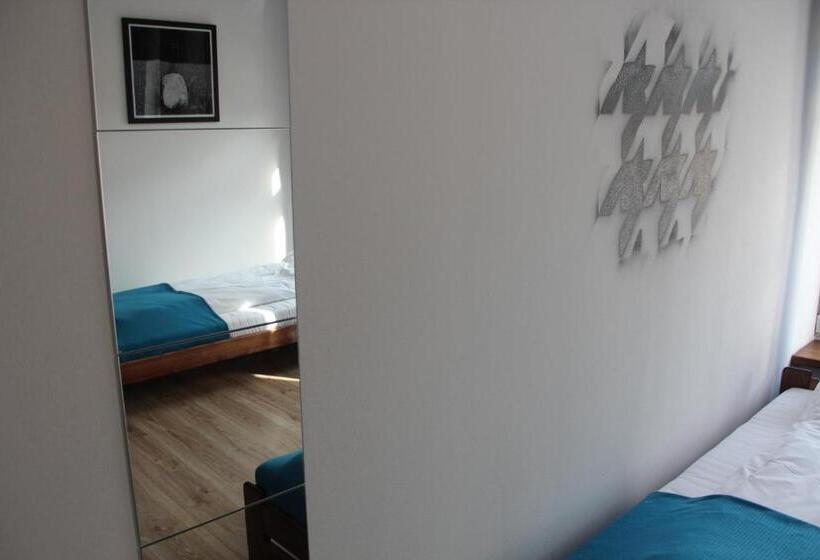 הוסטל Pokoje Babina