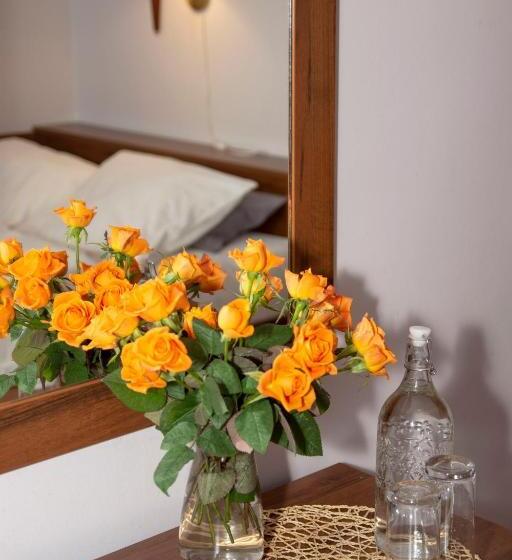 ユースホステル Weranda Rooms