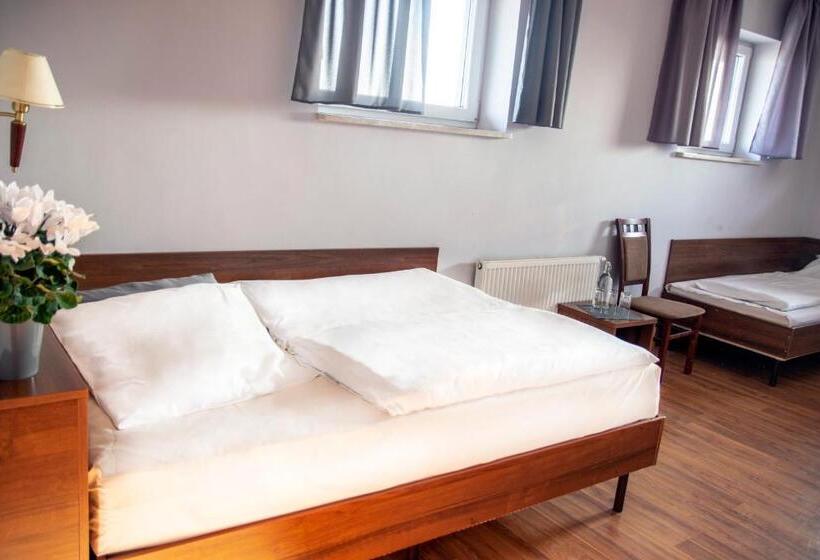 ユースホステル Weranda Rooms