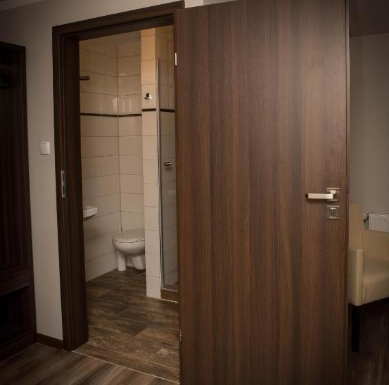 ベッドアンドブレックファースト Apartamentowiec Kuźniar