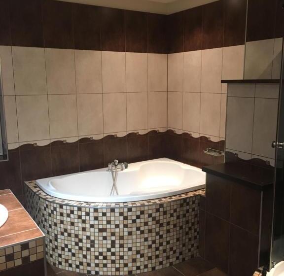 تختخواب و صبحانه Dask Resort