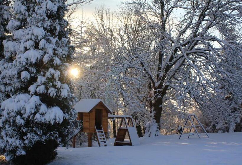 تختخواب و صبحانه Dom Na Klonowym Wzgórzu