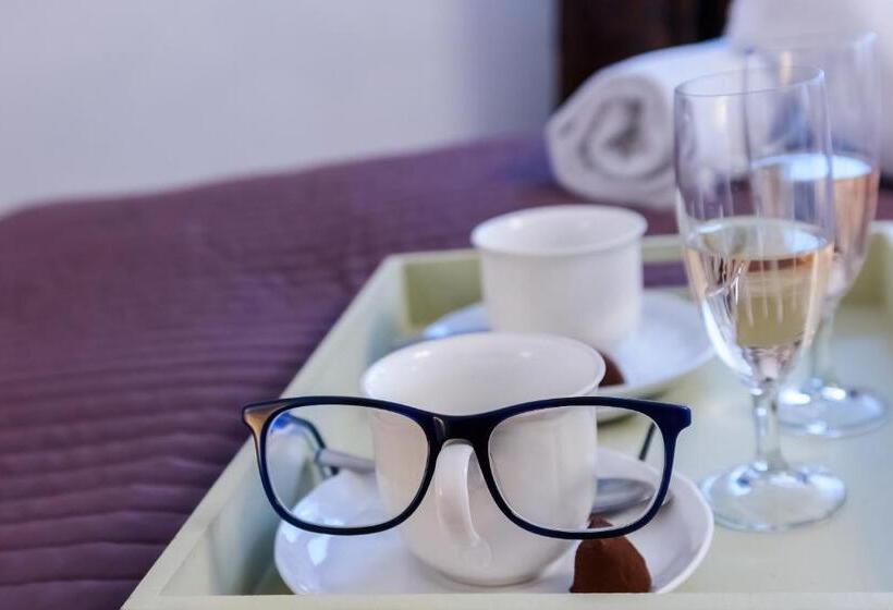 تختخواب و صبحانه Dom Potok