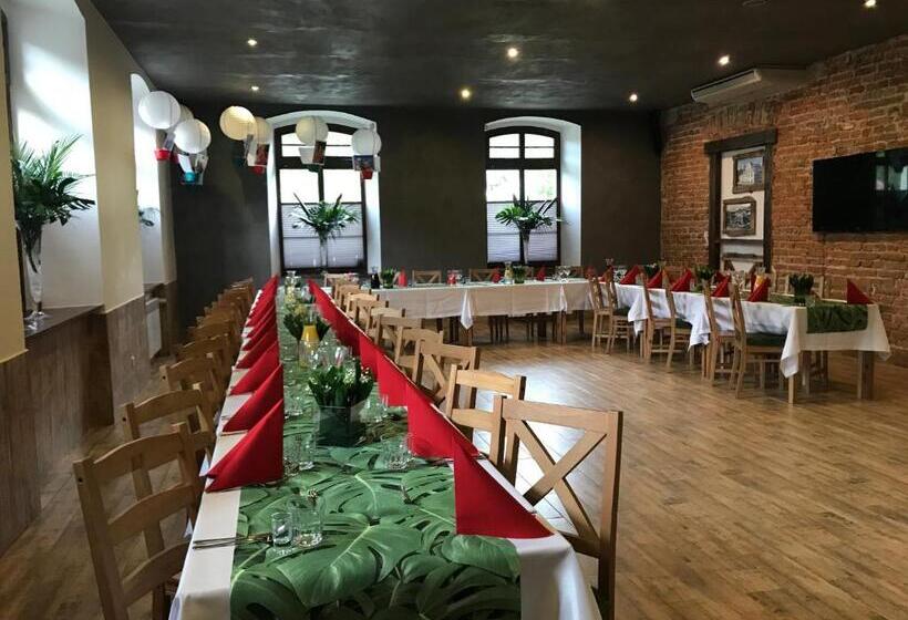 تختخواب و صبحانه Leśny Dwór