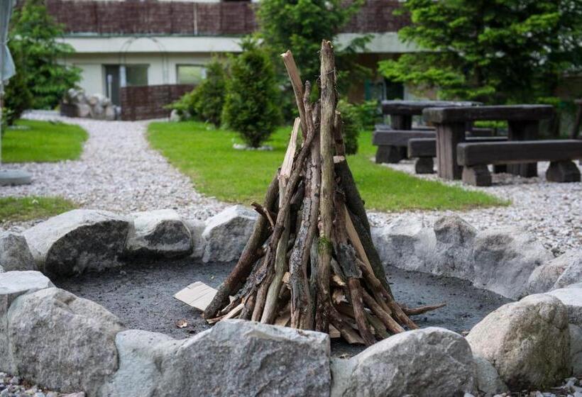 تختخواب و صبحانه Leśny Dwór