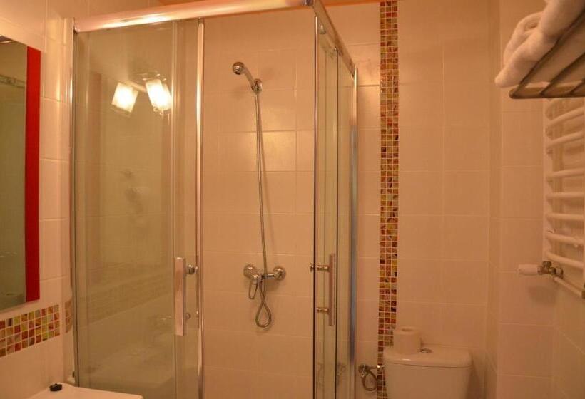 ベッドアンドブレックファースト Obiekt Tatar   Usługi Hotelarskie