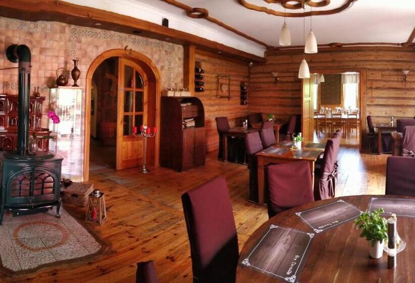 تختخواب و صبحانه Oro Cavallo