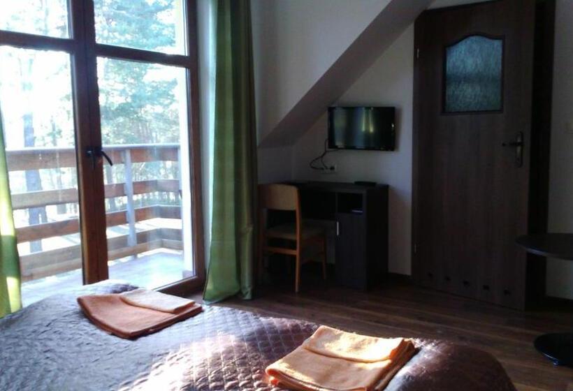 ベッドアンドブレックファースト Rezydencja Nad Wigrami Standard & Comfort Rooms