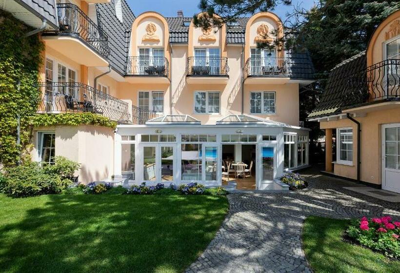 تختخواب و صبحانه Villa Sedina