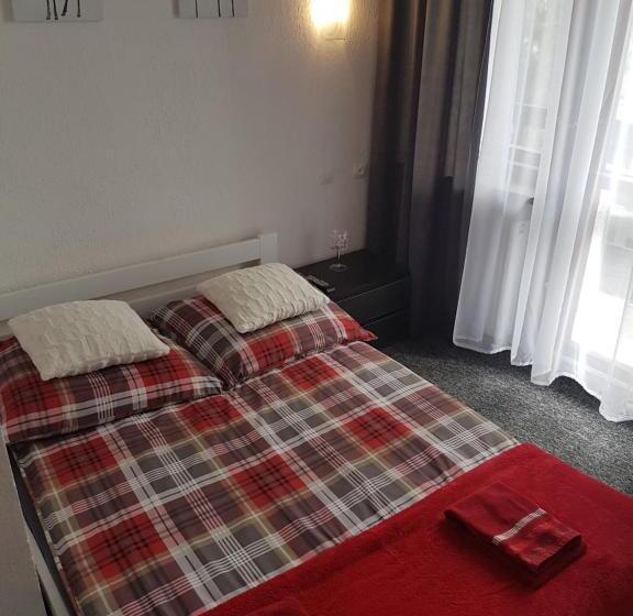 تختخواب و صبحانه Willa Grafit