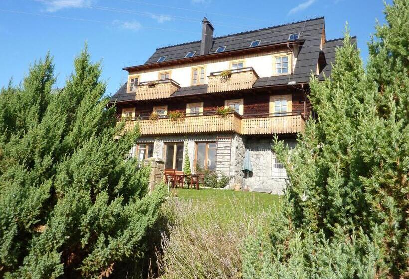 تختخواب و صبحانه Willa Litka