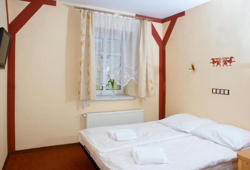 تختخواب و صبحانه Willa Zuzanna