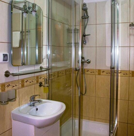 تختخواب و صبحانه Willa Zuzanna