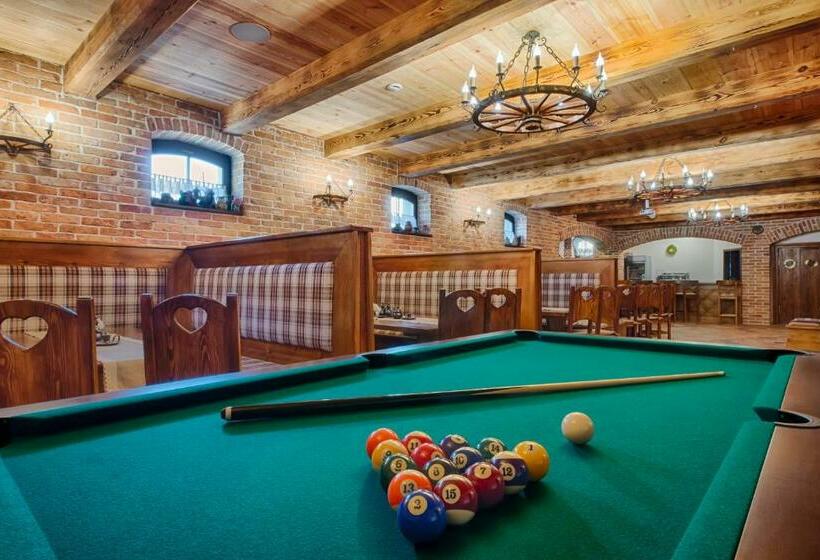 בית מלון כפרי Dwór Fijewo