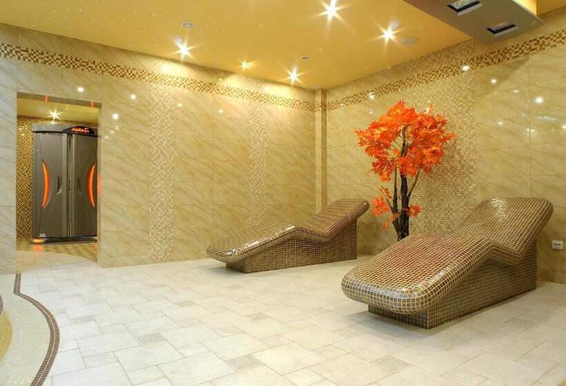 ホテル I Restauracja Bona