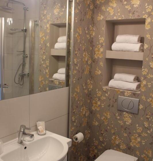 فندق Legnicki & Restauracja