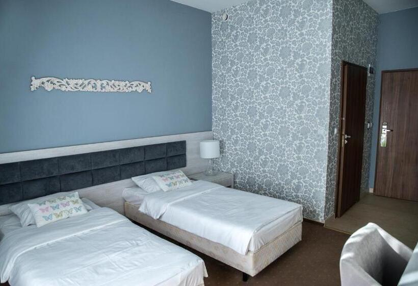 فندق Legnicki & Restauracja