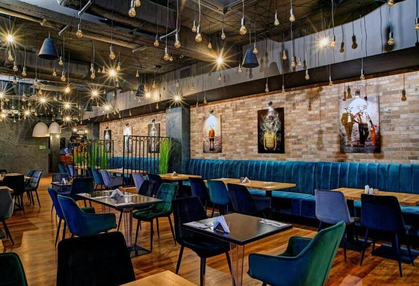 בית מלון כפרי Wiki Sanok Events & Bowling