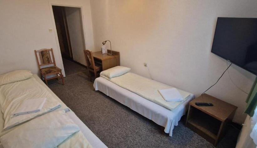 Pokoje Dom Turysty Sanok 24h