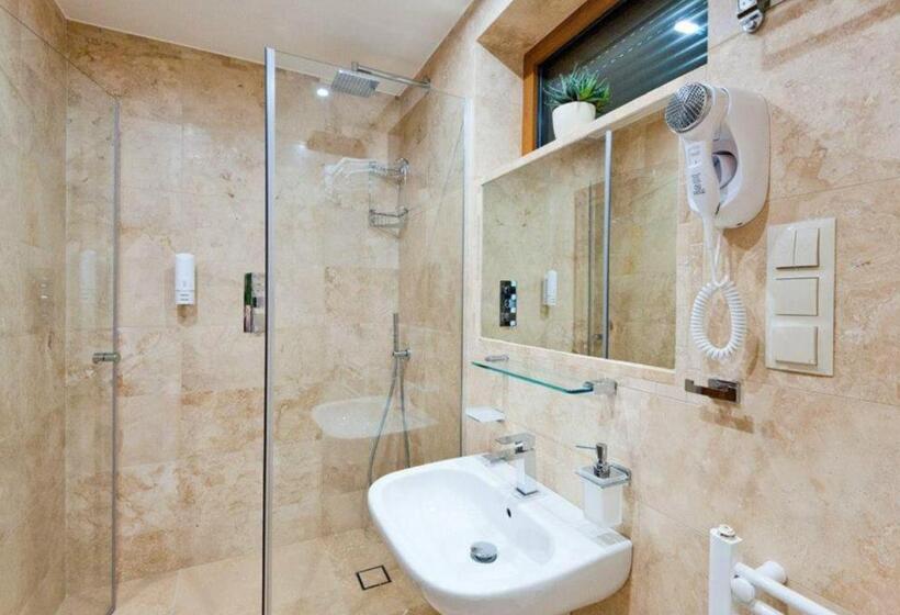 استراحتگاه Mevo Apartament