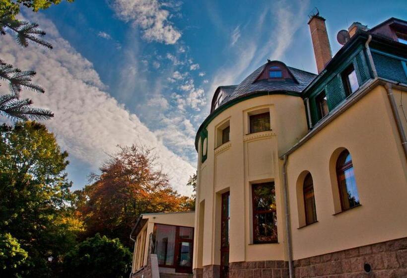 Villa Wernera Hotel & Spa