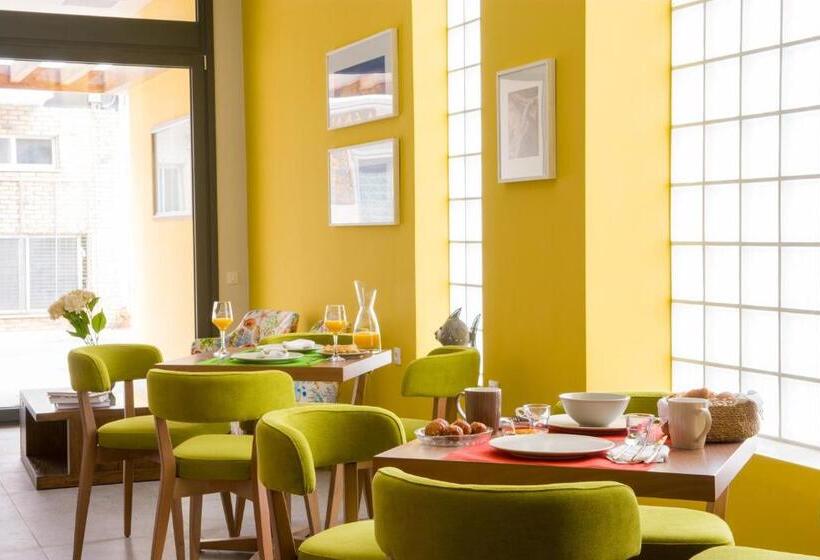 هتل Elounda Colour Apartments