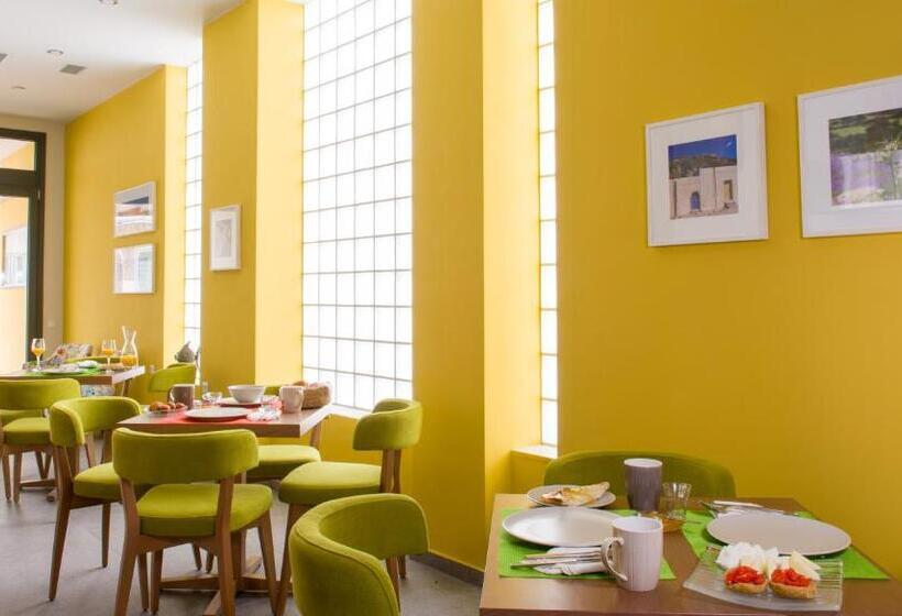 هتل Elounda Colour Apartments