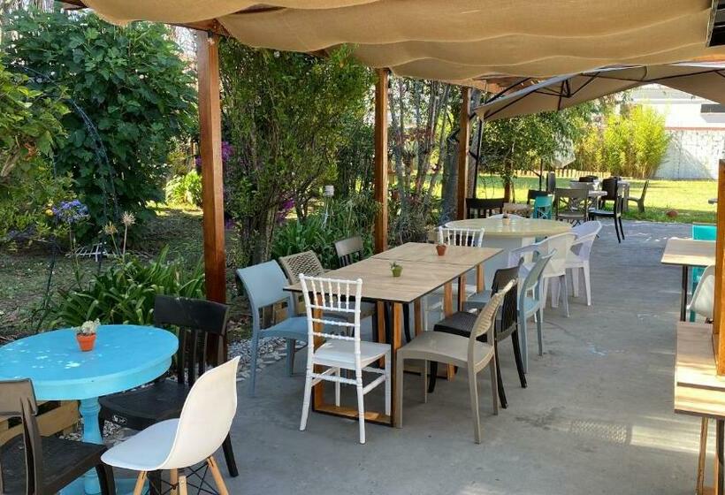 تختخواب و صبحانه Casa Skema   Garden