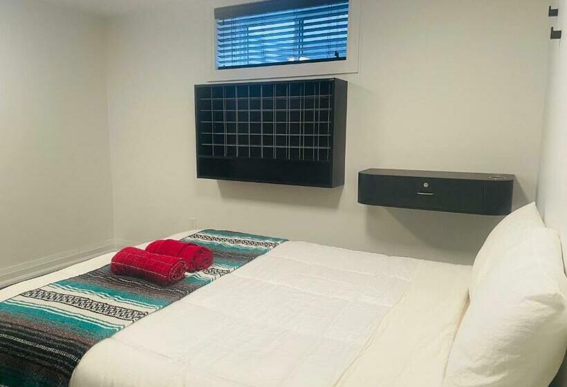 צימר Contemporary Stay Near Horseshoe Fall